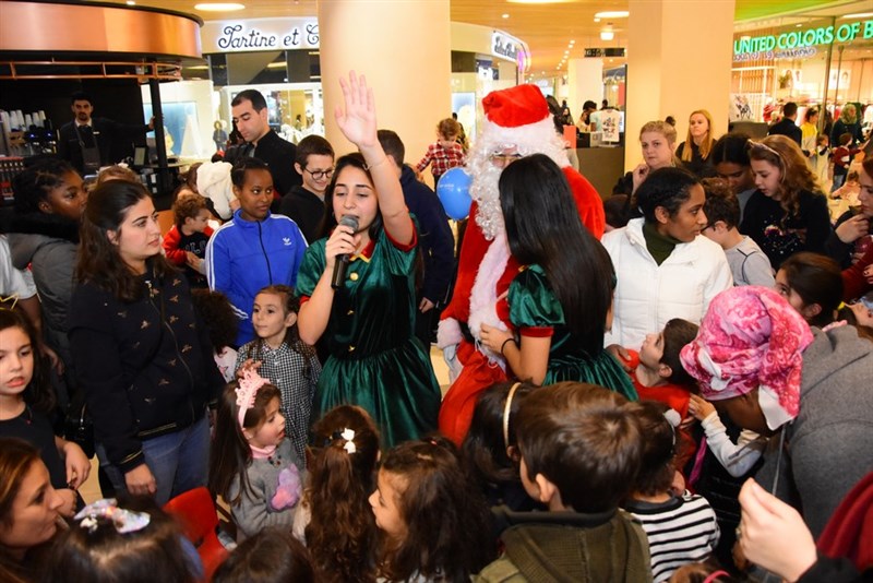 Biggest Christmas Reveal event at Toy Store-ABC Verdun